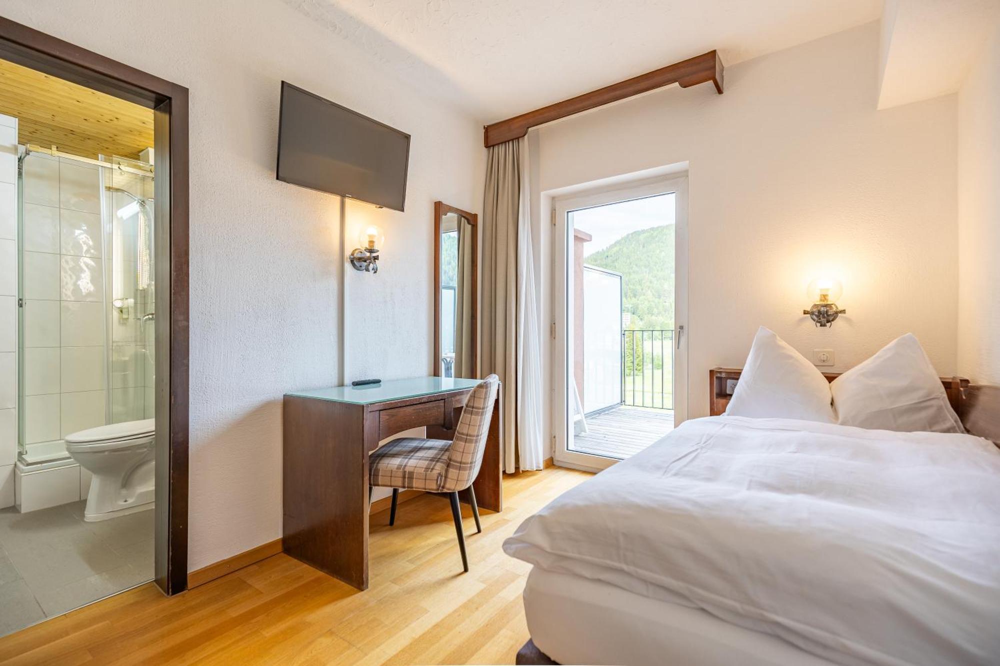 Dischma Hotel 3*
