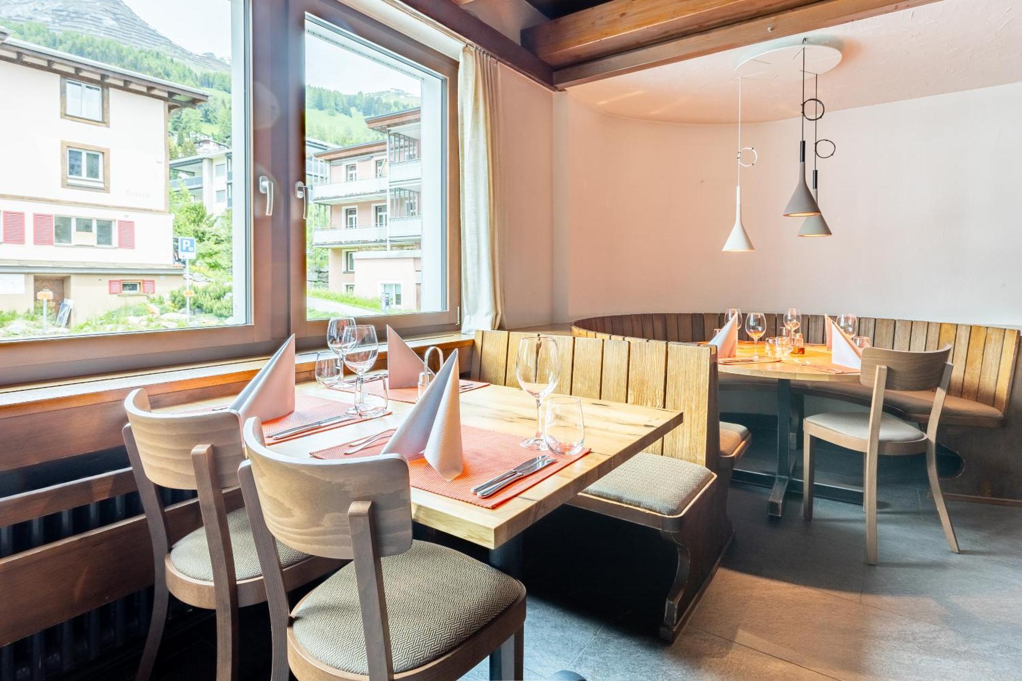 Hotel Dischma 3*